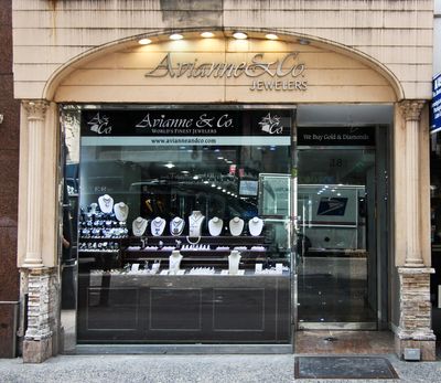 A local jeweler storefront where one can buy an engagement ring.
