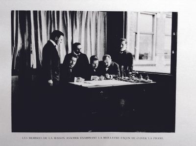 The Asscher diamond deciding how to cut the cullinan diamond.