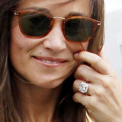 Pippa Middletons asscher cut engagment ring