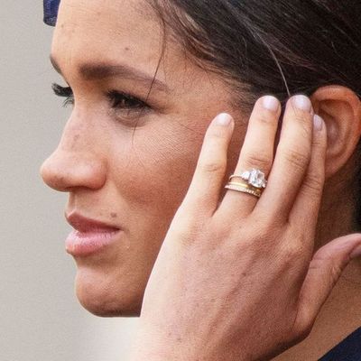 Meghan Markles Cushion Cut Engagement Ring