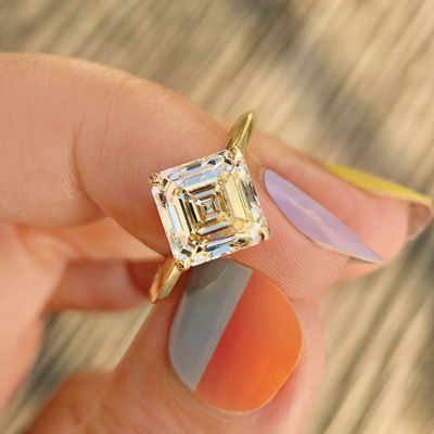 Frank Darling Harper No 10 yellow gold asscher compass point engagement ring