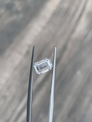 Frank Darling loose 2 carat emerald cut diamond